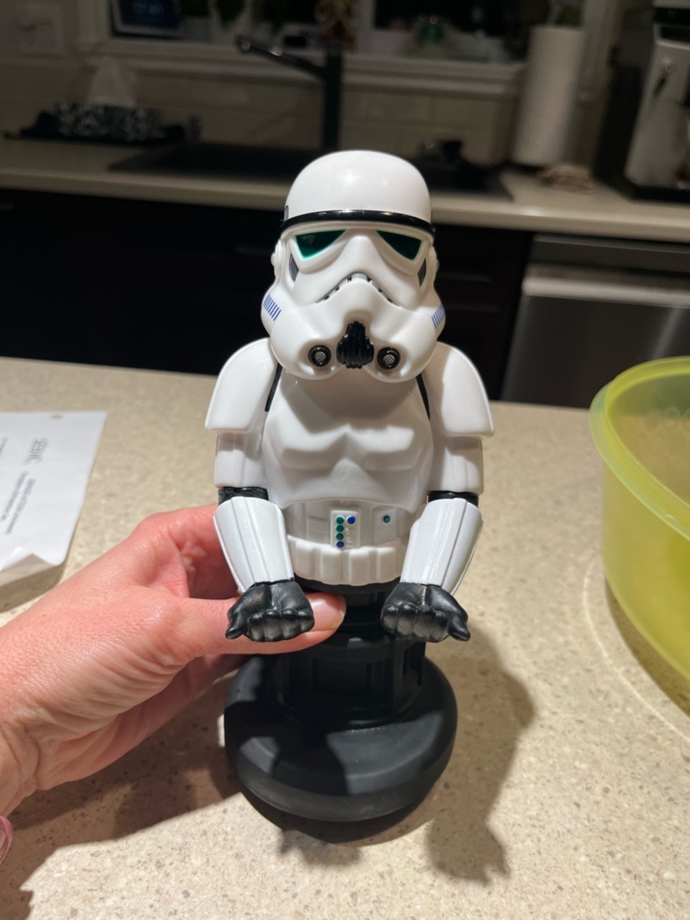 Stormtrooper Controller Stand - Picture 4 of 4